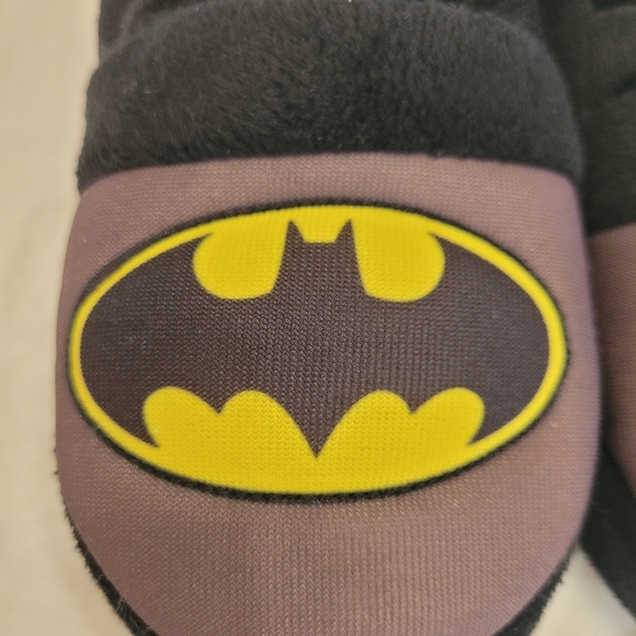 🦇HP🦇4/$20 Batman Slippers Y 9-10 - Picture 2 of 5